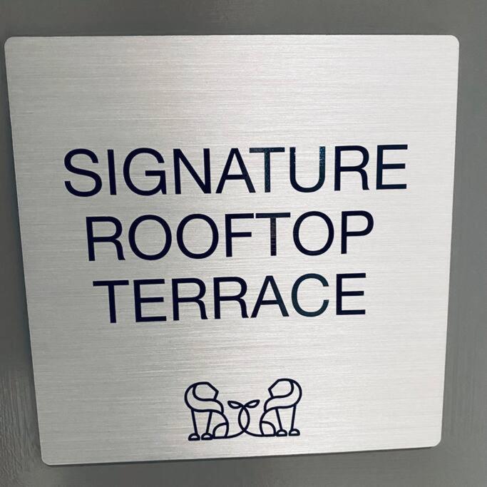 360º Rooftop Patio Views. Your-Home-Away-From-Home ノースバンクーバー エクステリア 写真